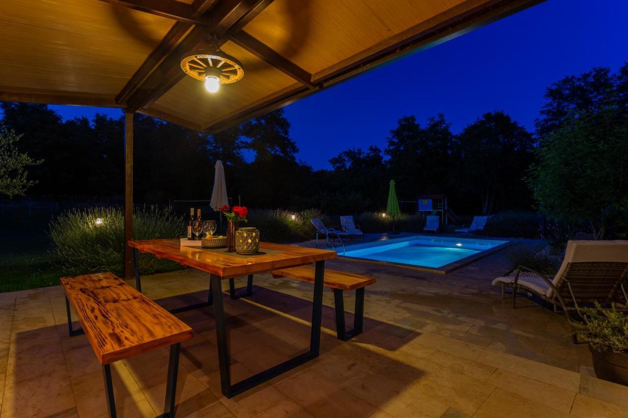 Villa Krizanci Žminj Екстериор снимка