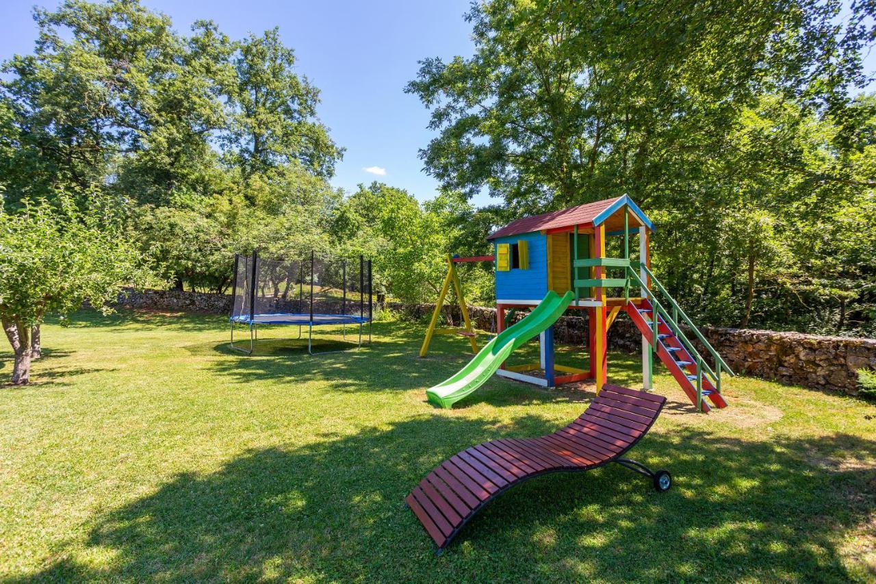 Villa Krizanci Žminj Екстериор снимка