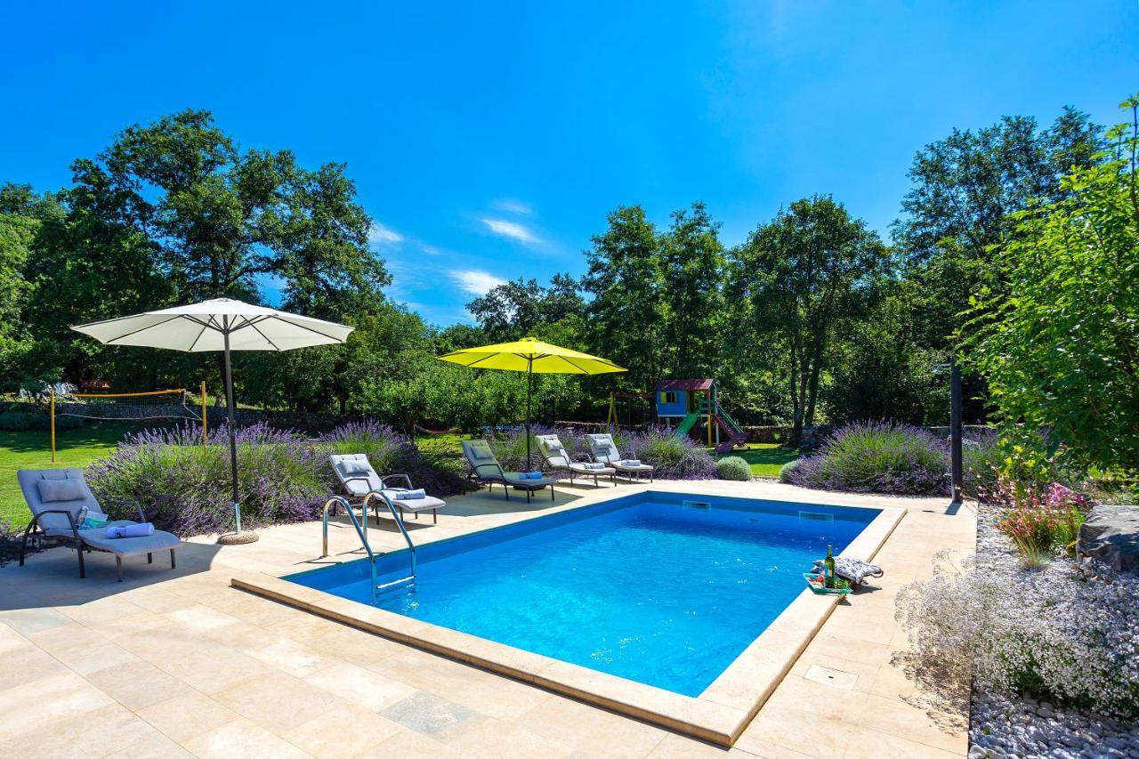 Villa Krizanci Žminj Екстериор снимка