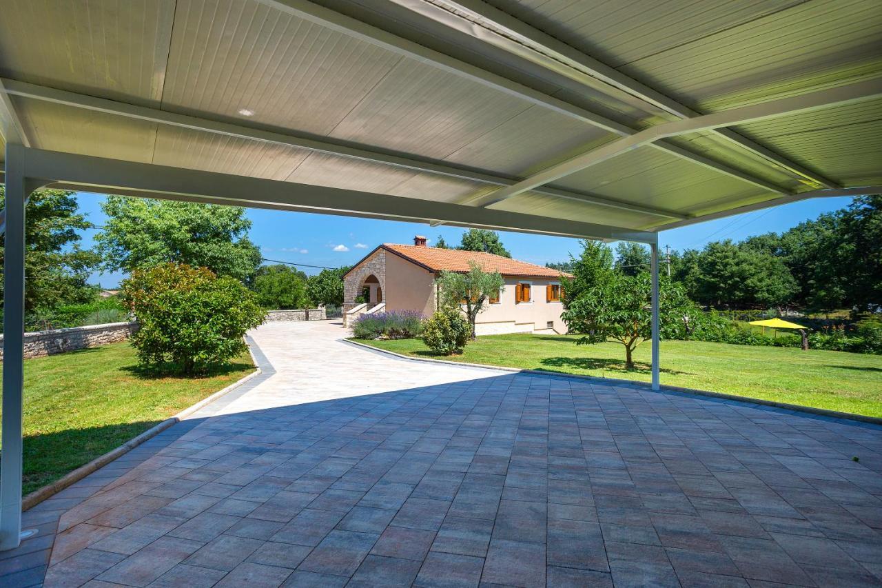 Villa Krizanci Žminj Екстериор снимка